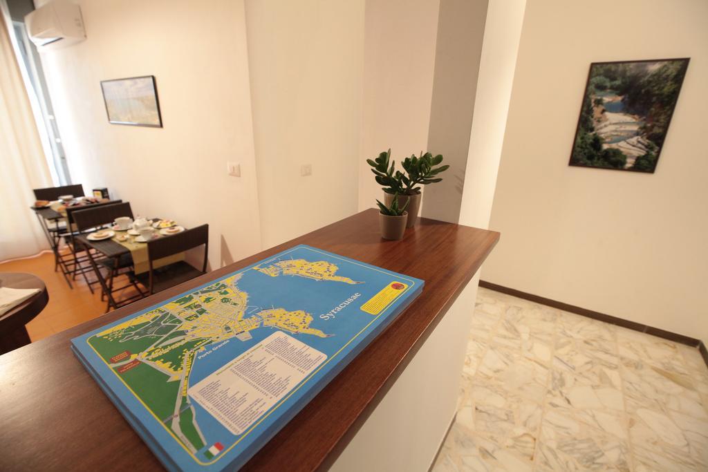 B&B Tari Syracuse ภายนอก รูปภาพ
